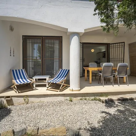 Sea View Secluded House W Lush Garden In 닷차