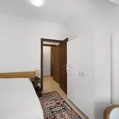Sea View Secluded House W Lush Garden In